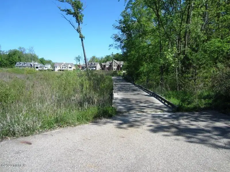 8589 Heron Court, Watervliet, MI 49098 - #3
