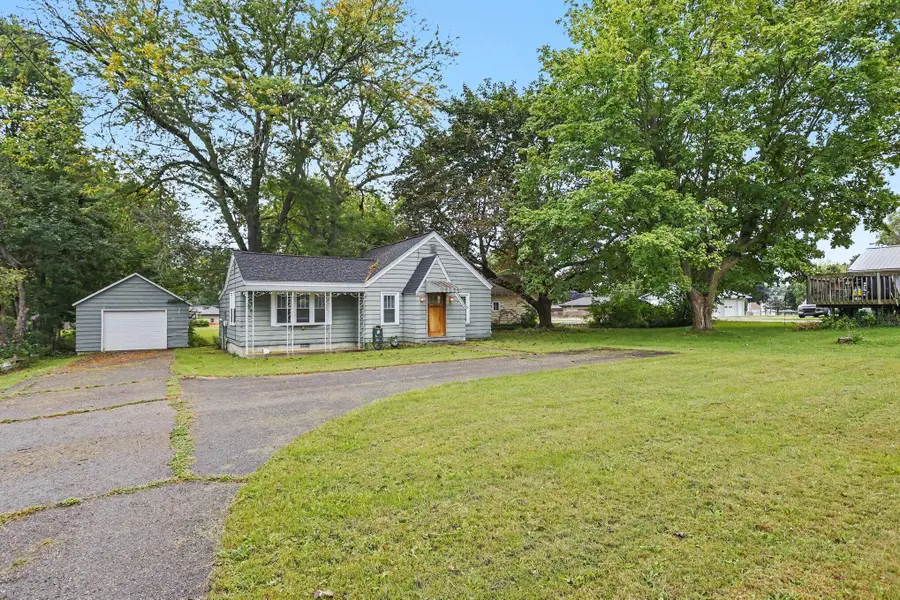 3915 M-140, Watervliet, MI 49098 - #2