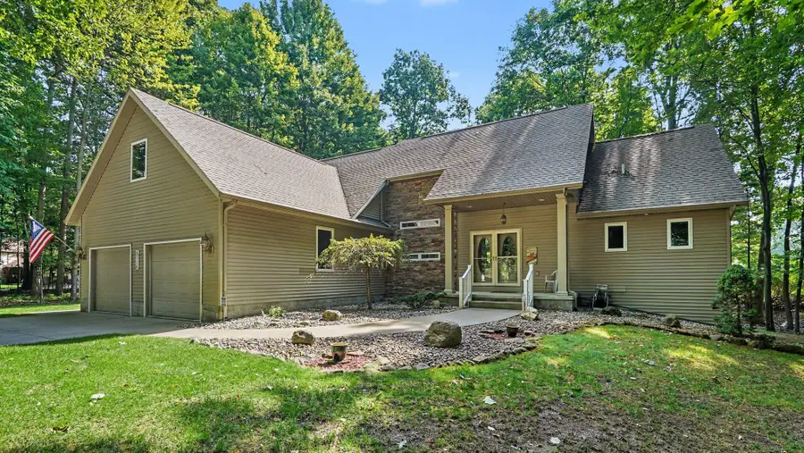 6714 Beechnut Court #204, Stanwood, MI 49346 - #3