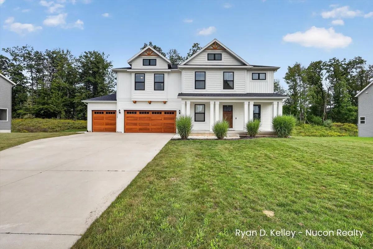 11544 Sessions Woods Drive W, Grand Rapids, MI 49534 - #1