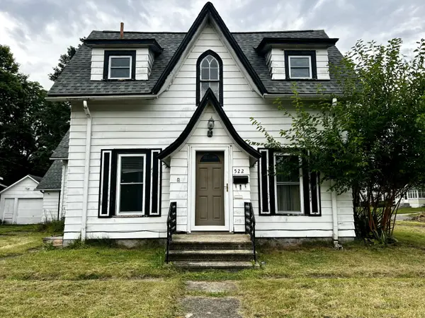 522 Walnut Street, Three Rivers, MI 49093