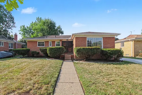 14051 Cloverdale Street, Oak Park, MI 48237
