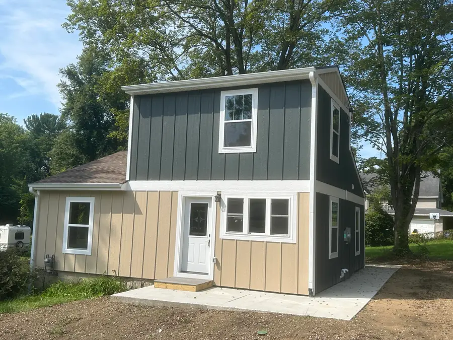 725 N Paw Paw Street, Lawrence, MI 49064 - #3