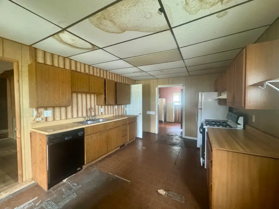515 E North Street, Jackson, MI 49202 - #3