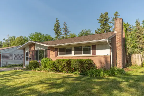 622 Rosemont Avenue, Saline, MI 48176