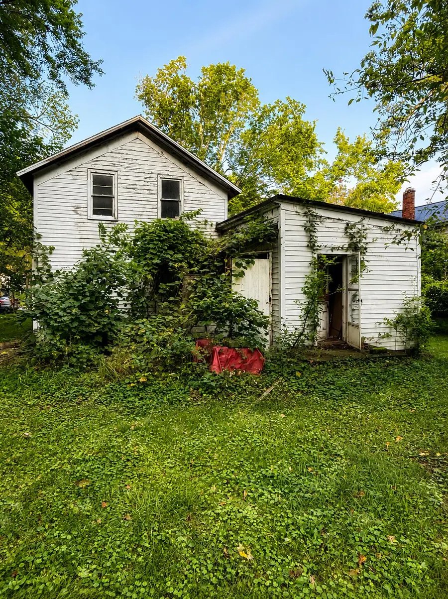 113 S Red Bud Trail N, Buchanan, MI 49107 - #3