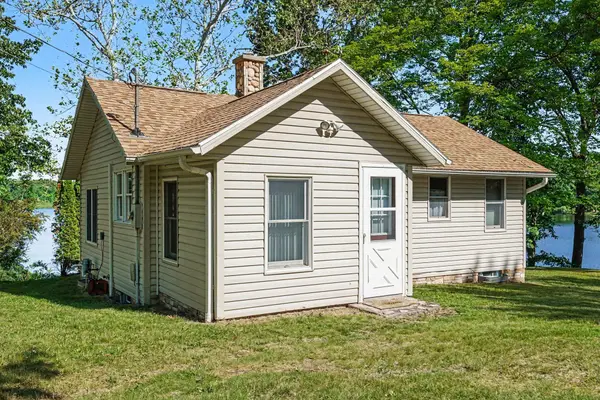 14516 Lilly Lake Drive, Jones, MI 49061