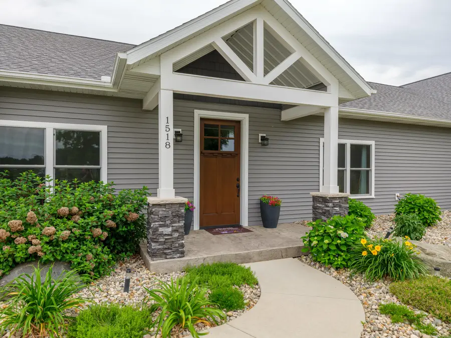 1518 M Drive S, East Leroy, MI 49051 - #3
