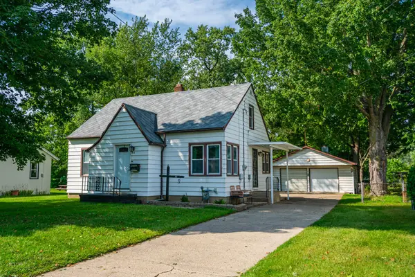 92 Kellogg Street, Battle Creek, MI 49037