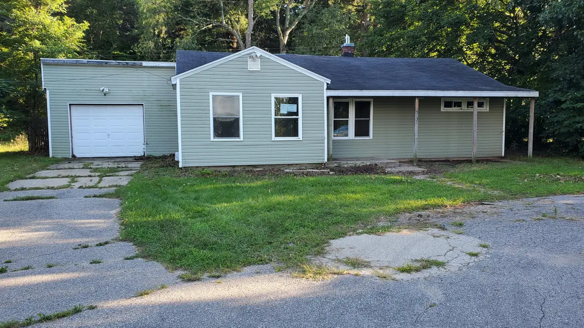 5131 Grand River Drive Ne, Grand Rapids, MI 49525 - #1