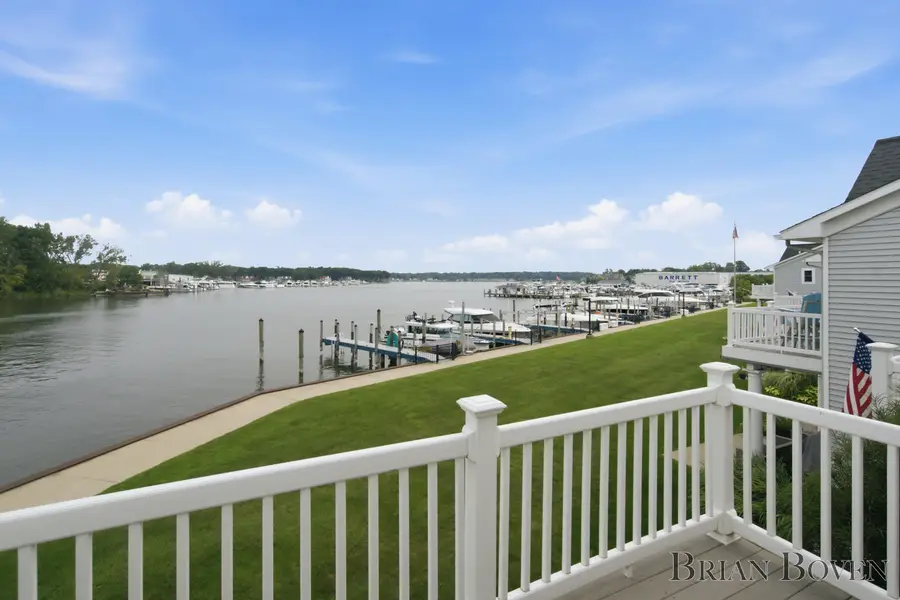 965 W Savidge Street, Spring Lake, MI 49456 - #3