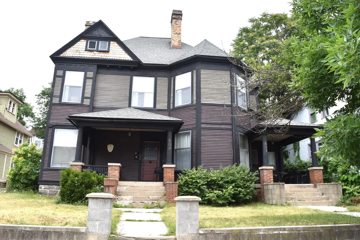 609 & 611 Wealthy Street Se, Grand Rapids, MI 49503 - #1