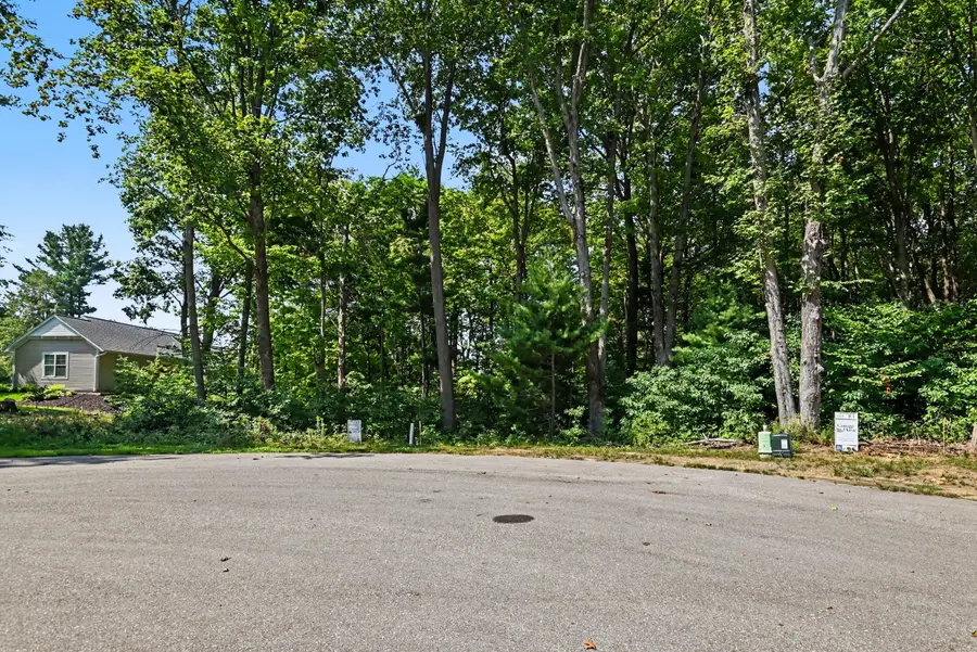 14672 Crest View Court, South Haven, MI 49090 - #2