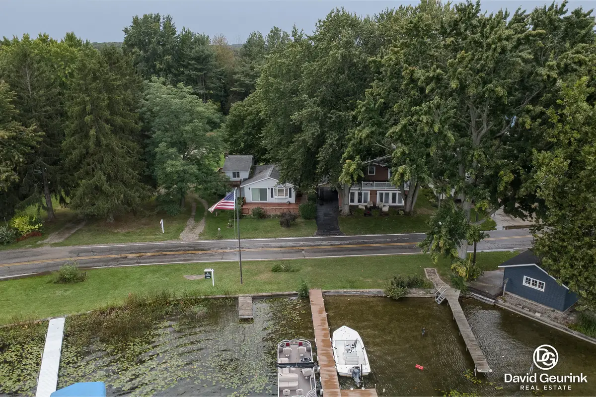 5996 122nd Avenue, Fennville, MI 49408 - #1