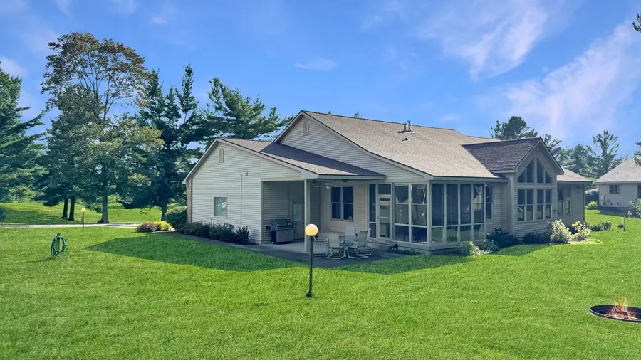 618 White Pine Drive, Cadillac, MI 49601 - #2