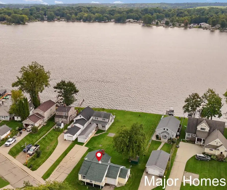 734 Lakeview Drive, Lake Odessa, MI 48849 - #2