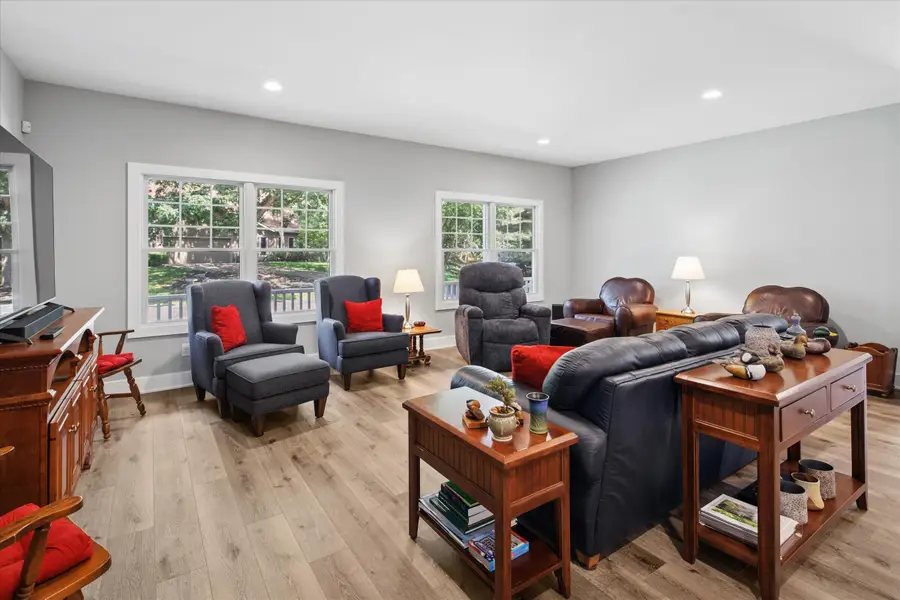 556 N Shore Drive #14, South Haven, MI 49090 - #3