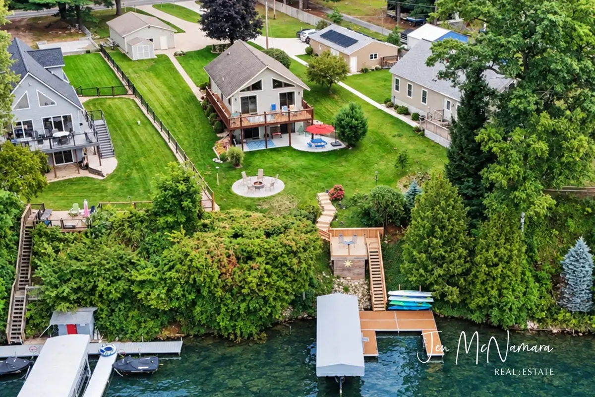 5919 S Croton Hardy Drive, Newaygo, MI 49337 - #1