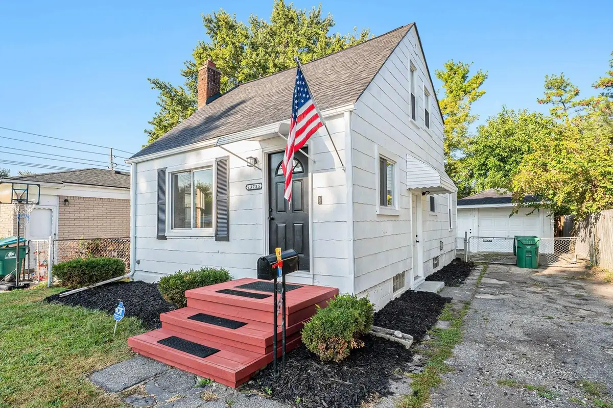 23735 Donald Avenue, Eastpointe, MI 48021 - #1