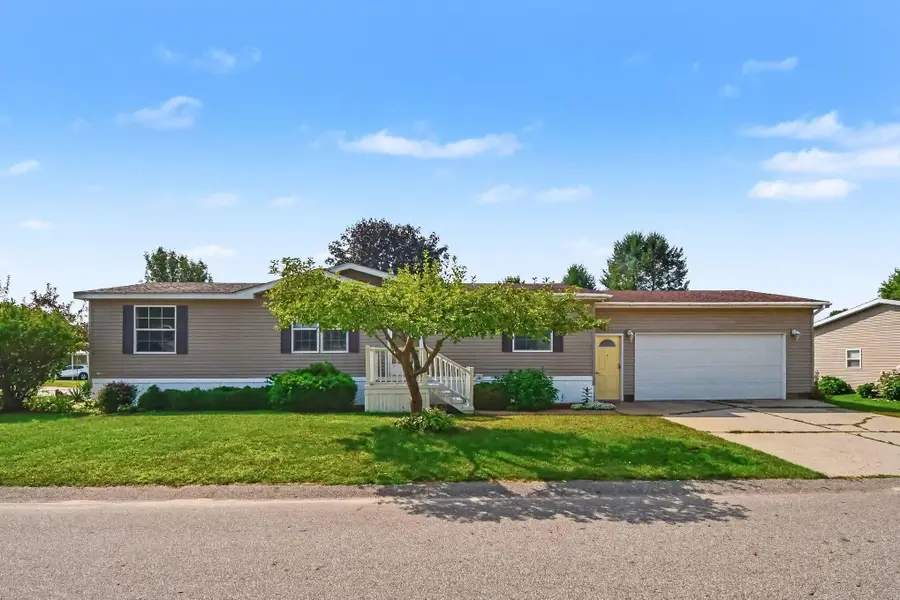 3524 Cloverfield Drive, Cedar Springs, MI 49319 - #2