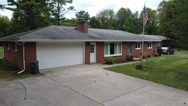 1650 W G Avenue W, Kalamazoo, MI 49009 - #1