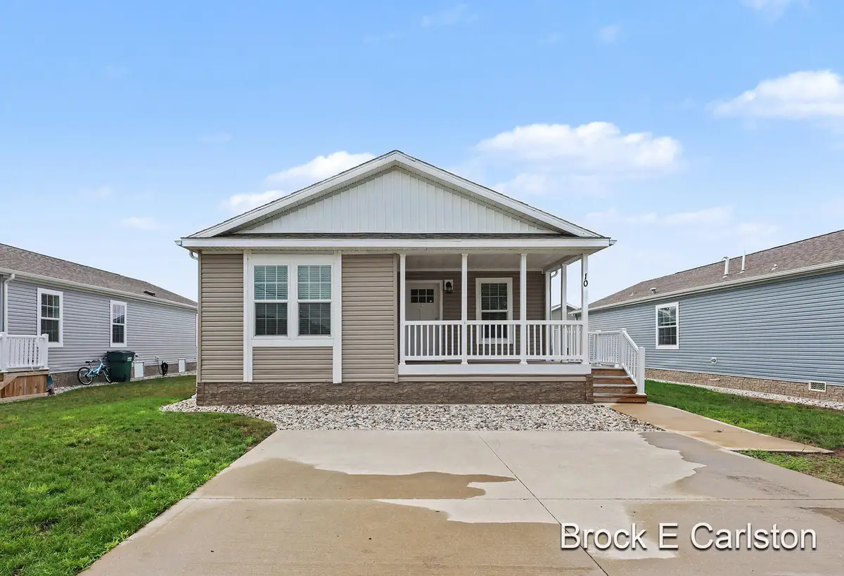 1283 E Ellis Road #10, Norton Shores, MI 49441 - #1