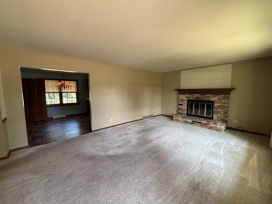 3884 S 2 Mile Road, Bay City, MI 48706 - #3