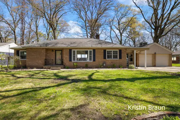 4078 Highgate Road, Norton Shores, MI 49441