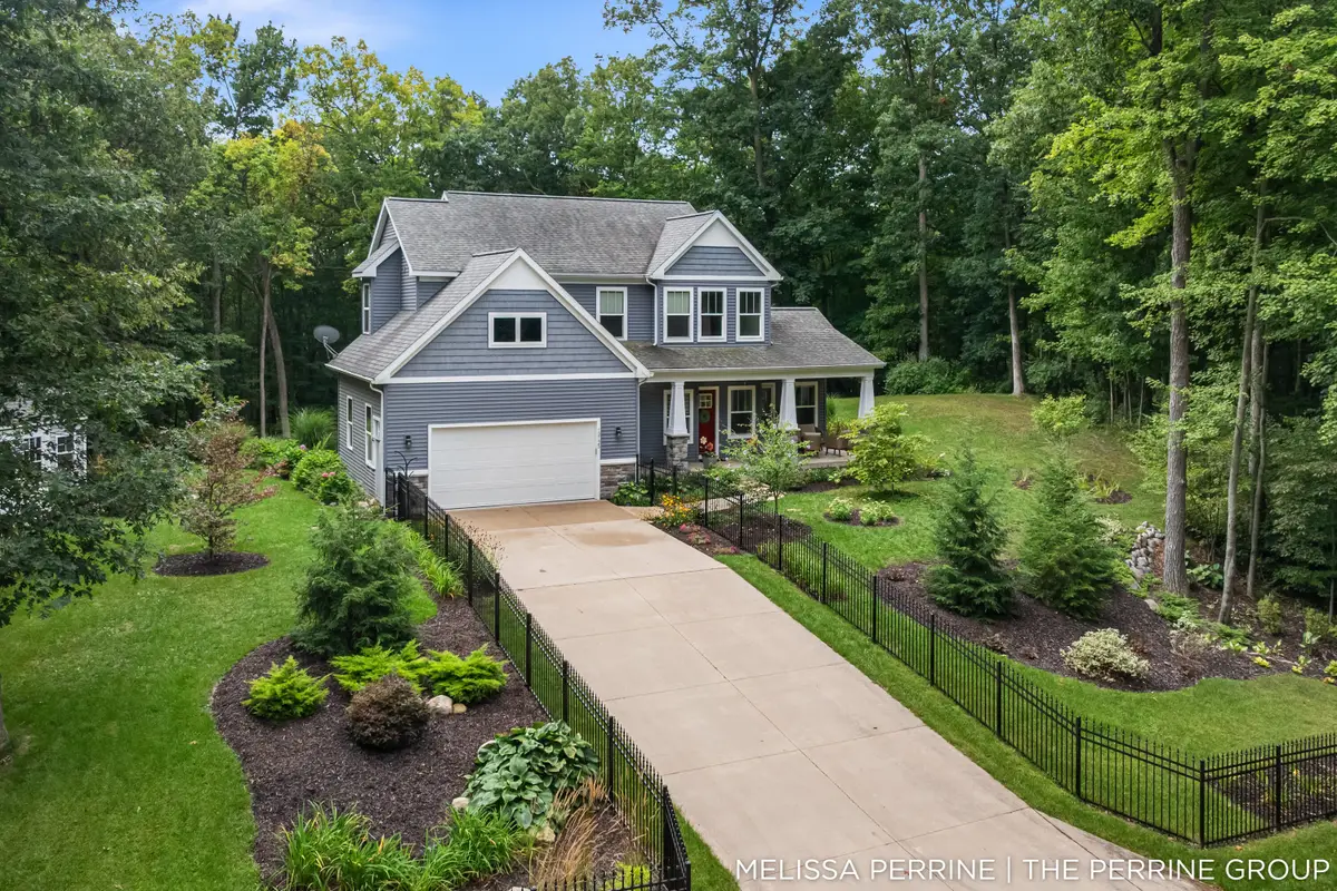 12125 Cherry Creek Ridge Ne, Lowell, MI 49331 - #1