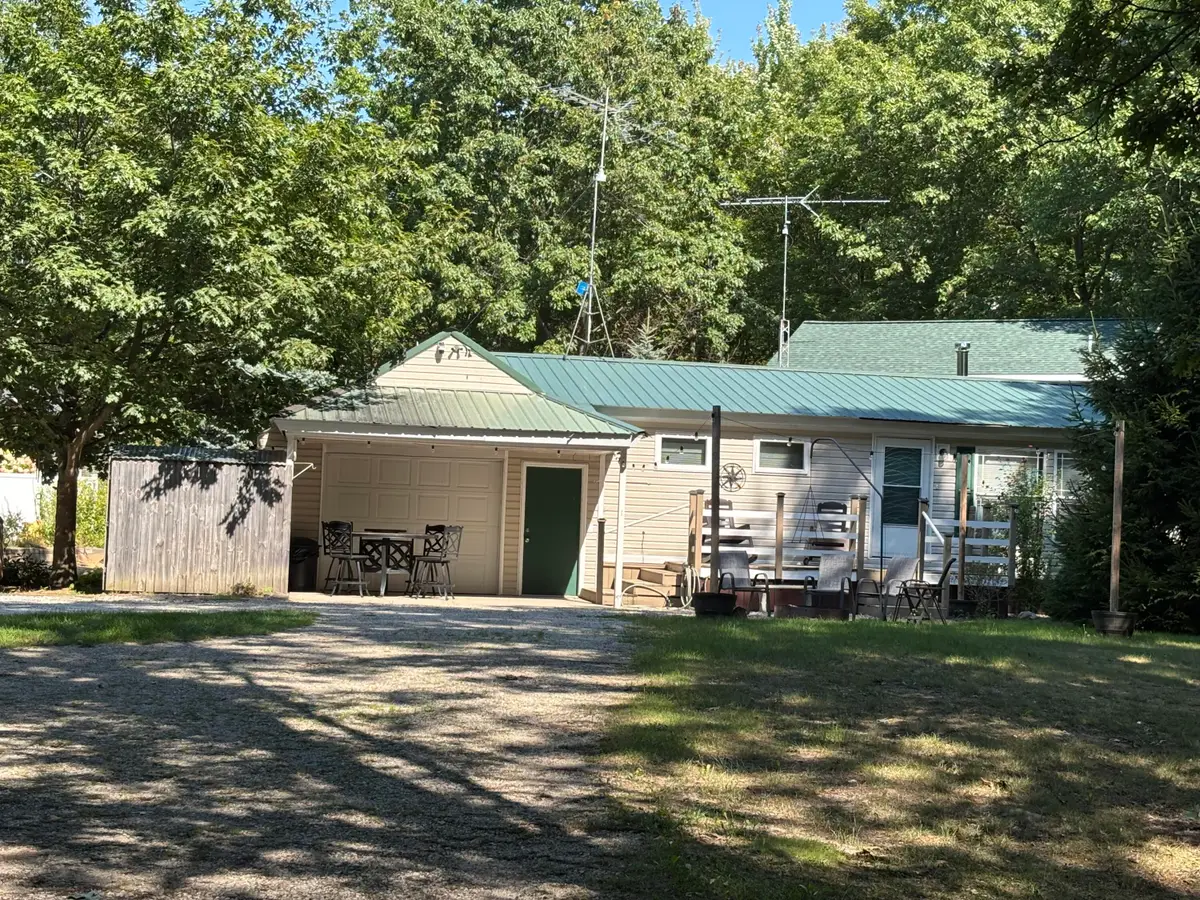 7502 W Tolliver Street, Mears, MI 49436 - #1