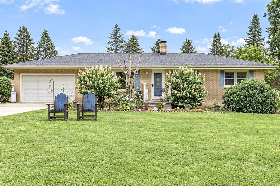 9557 Cleveland Avenue, Baroda, MI 49101 - #2