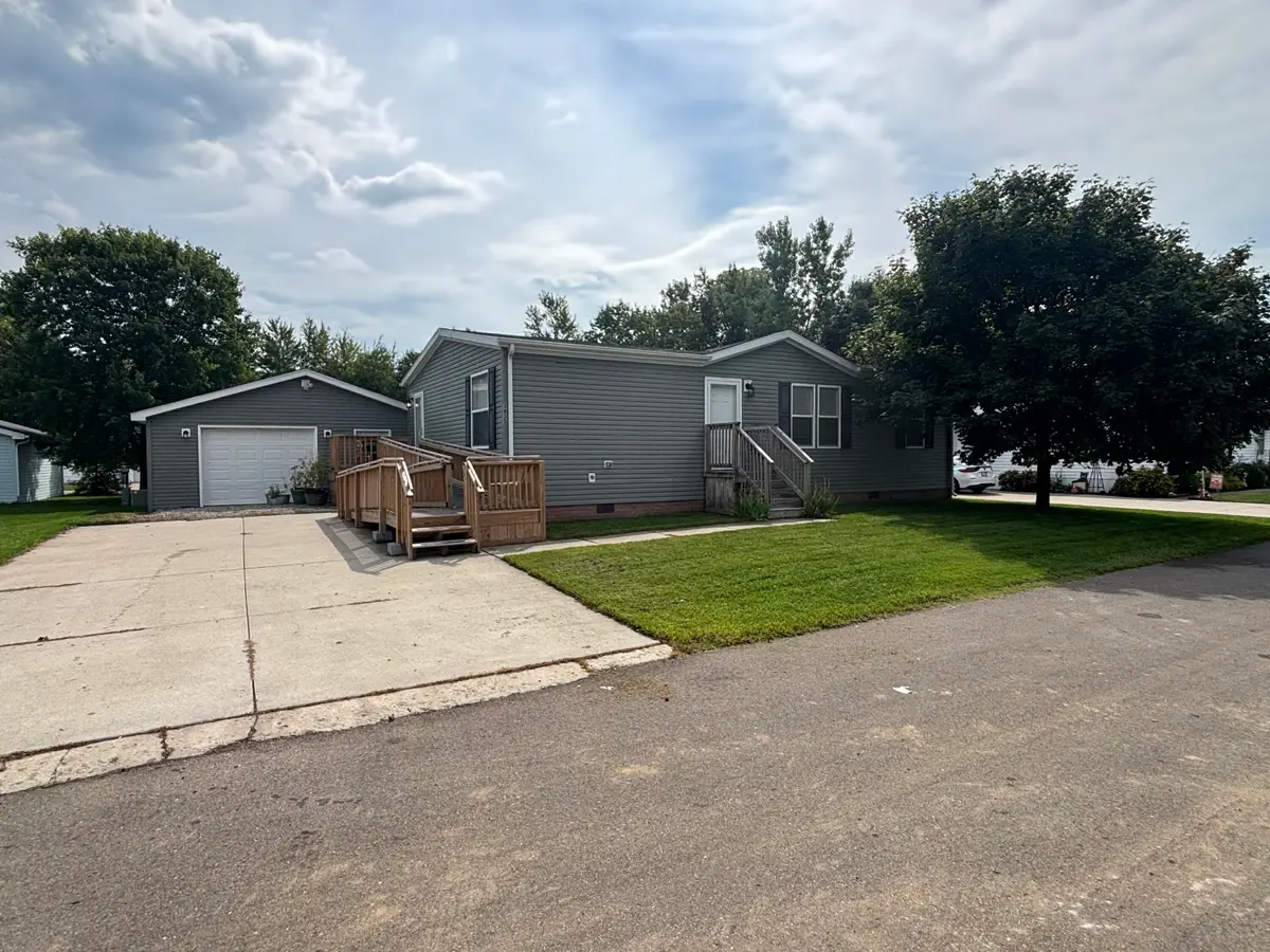 3835 Kingsridge Street, Jackson, MI 49201 - #1
