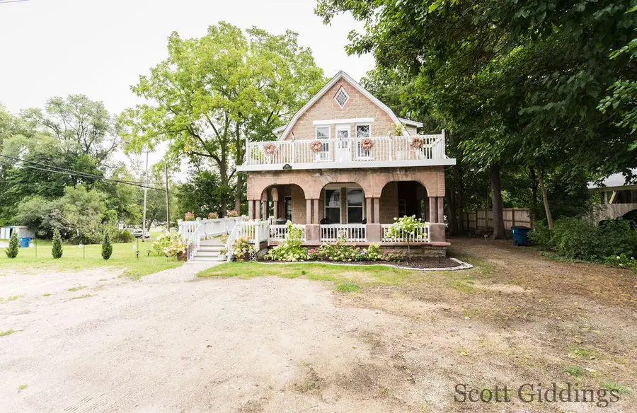 205 S Lincoln Street, Stanton, MI 48888 - #3