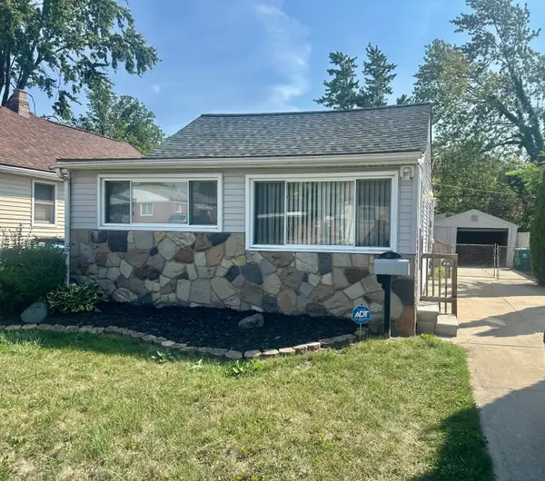 22464 Rein Avenue, Eastpointe, MI 48021