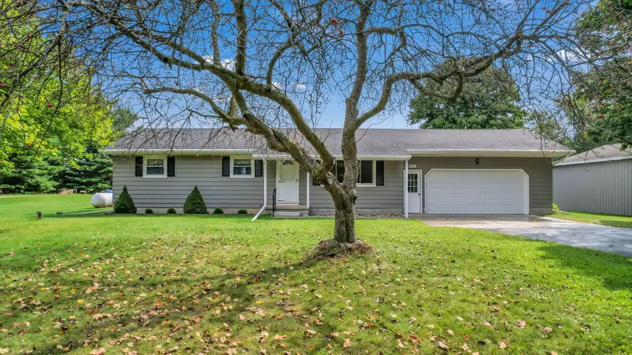 2233 Ives Road, Leslie, MI 49251 - #2