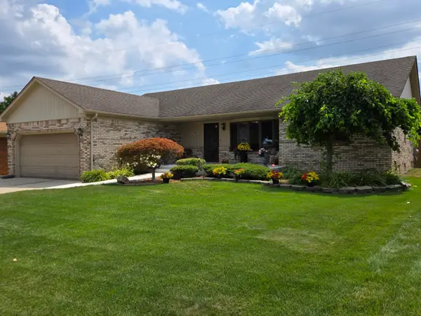 43164 Hillcrest Drive, Sterling Heights, MI 48313