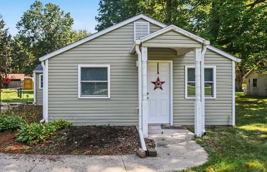 3011 Lincoln Avenue, Saint Joseph, MI 49085 - #3