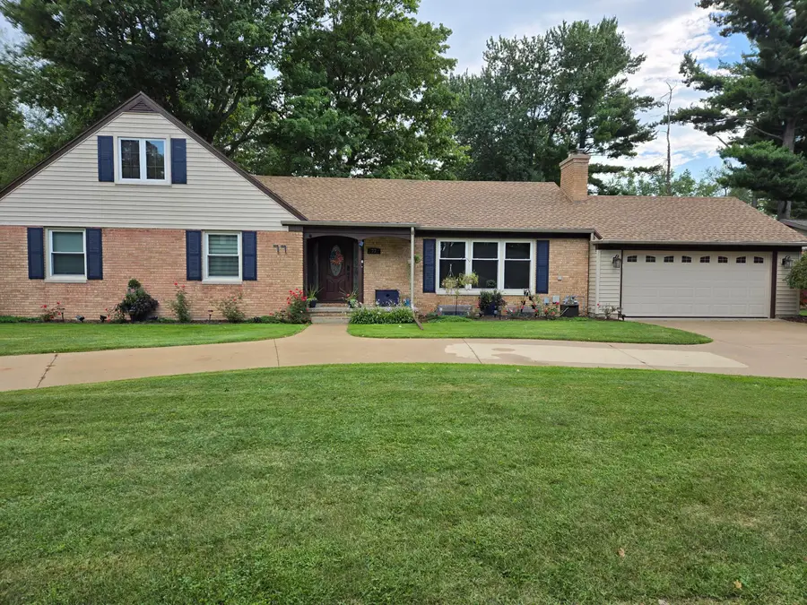 77 Maple Lane, Coldwater, MI 49036 - #2