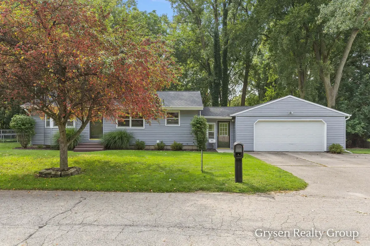 2034 Acton Road Nw, Grand Rapids, MI 49504 - #1