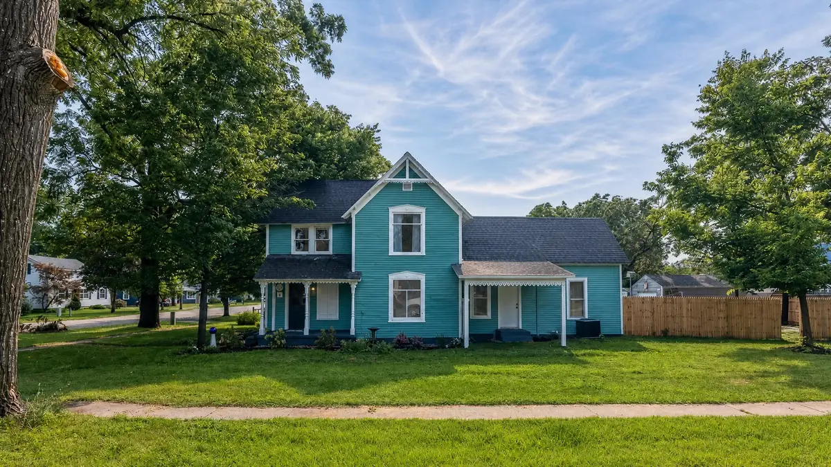 102 Pine Street, Paw Paw, MI 49079 - #1