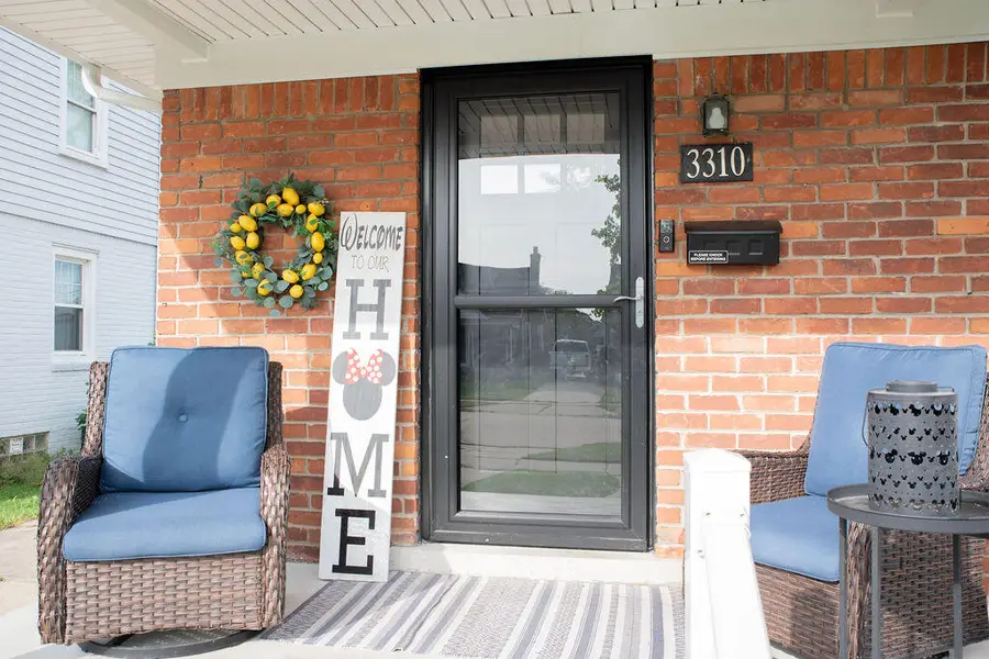 3310 Birchwood Street, Trenton, MI 48183 - #2