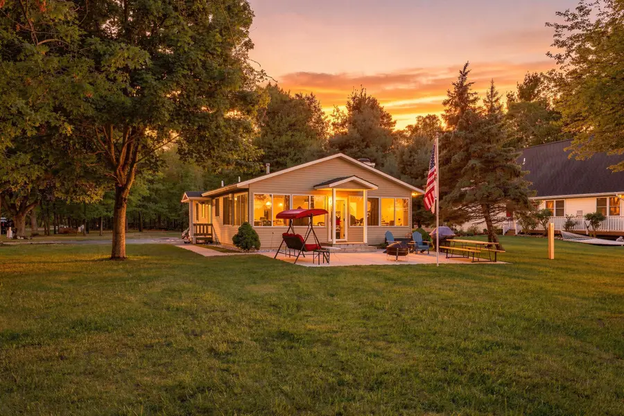 10111 Peppermill Lane, Canadian Lakes, MI 49346 - #2