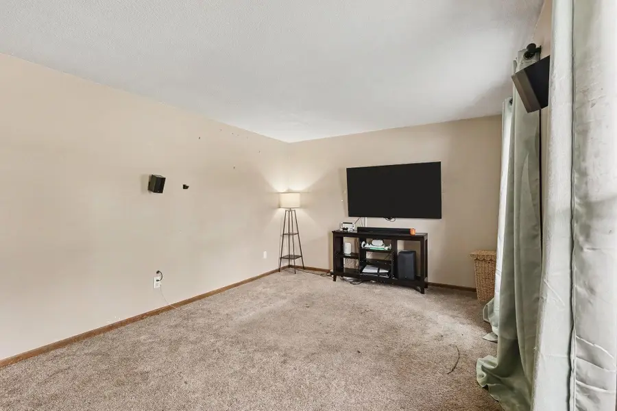 2831 Lee Street Sw, Grandville, MI 49418 - #3