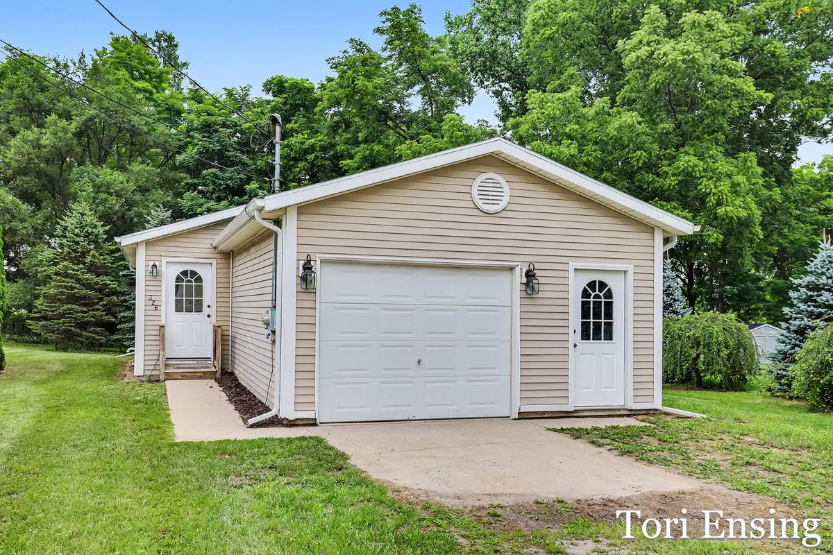 326 N Mills Street, Greenville, MI 48838 - #1