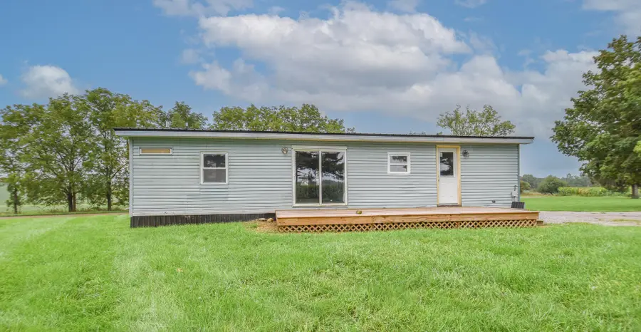 8820 S Lake Pleasant Road, Hillsdale, MI 49242 - #2