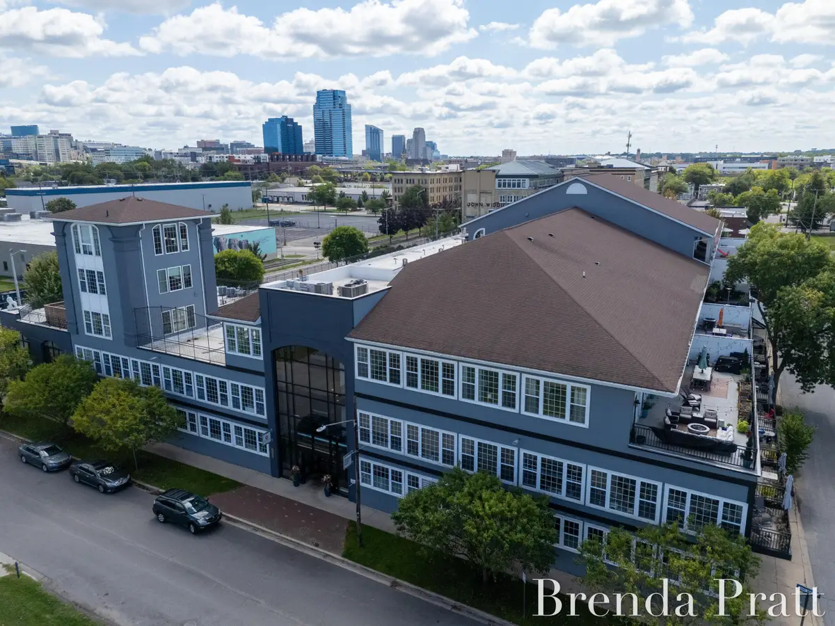 600 7th Street Nw #204, Grand Rapids, MI 49504 - #1