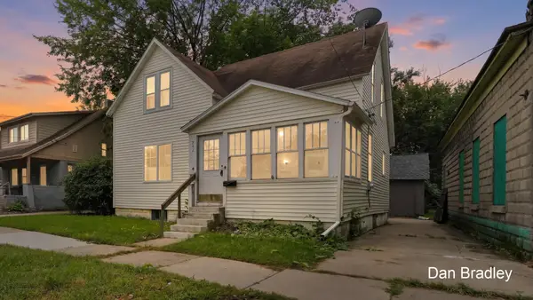 742 NW Myrtle Street, Grand Rapids, MI 49504