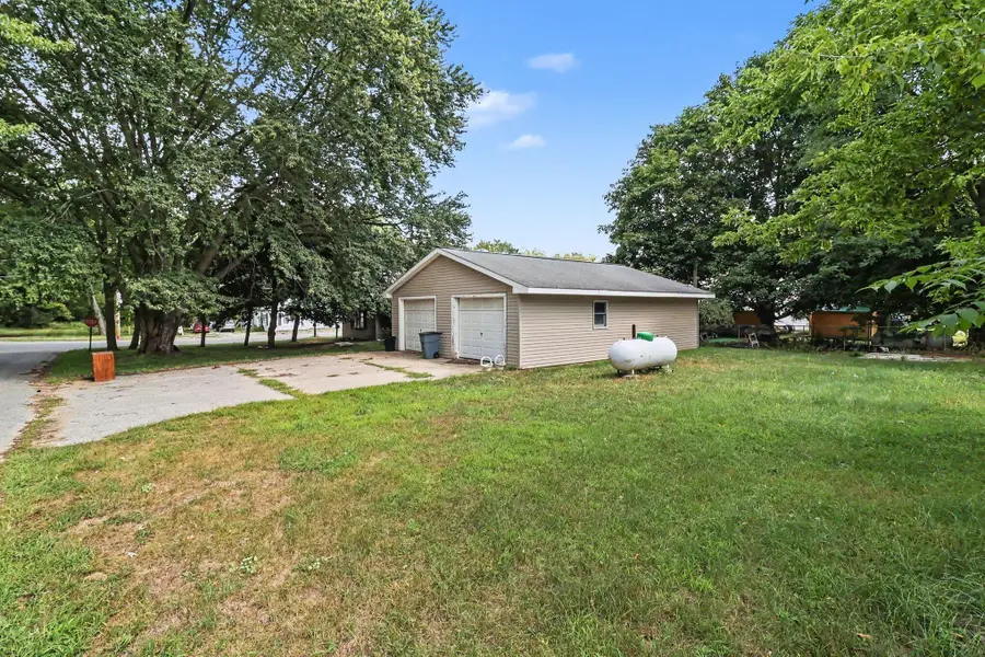 3907 E Main Street, Fountain, MI 49410 - #3