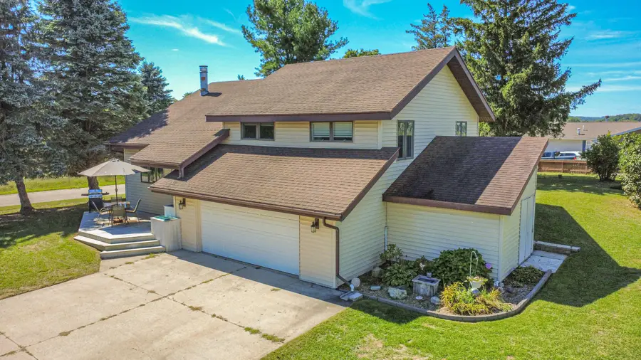 1030 N Par Drive, Weidman, MI 48893 - #2