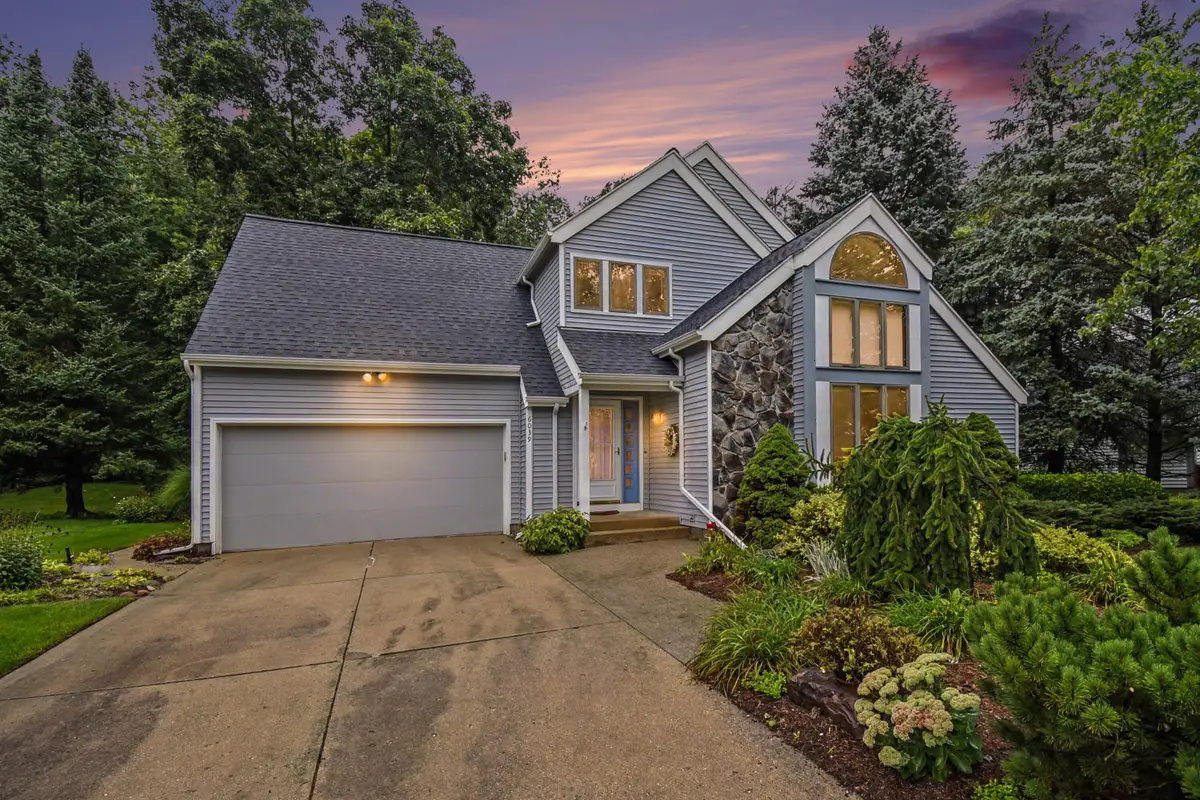 6039 Arroyo Vista Drive Ne, Rockford, MI 49341 - #1